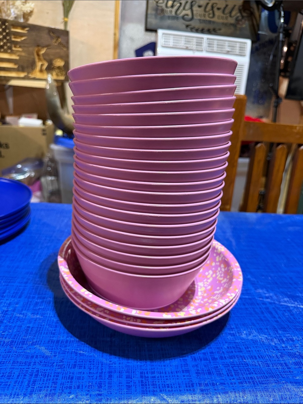 Room Essentials Pink Disposable Cups and Confetti Plates Set